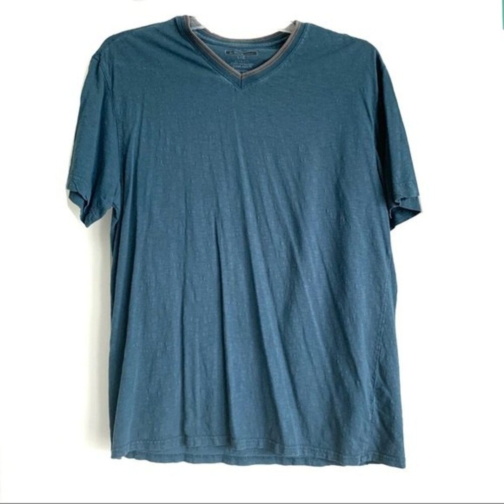 Van Heusen Dark Teal Blue V-Neck Short Sleeve Tee Shirt size Large